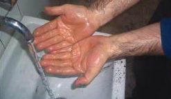 yıkanmış eller